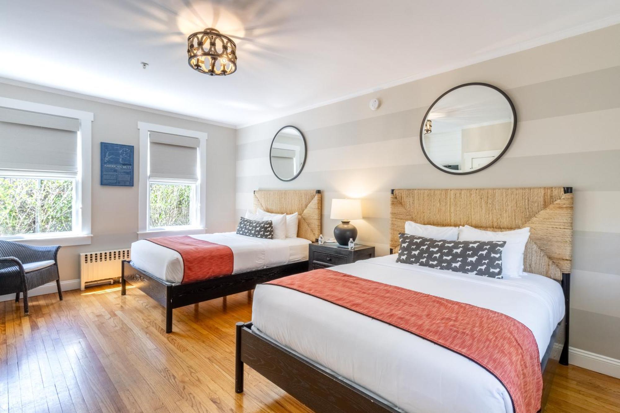 Bed and Breakfast Paws On Pelham (Adults Only) Torre di Torre di Newport Esterno foto
